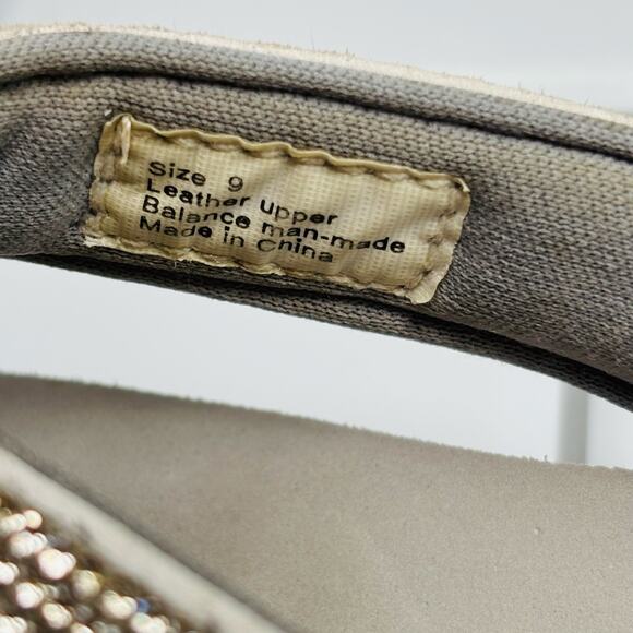 Volatile Rhinestone Sparkle Glitter‎ Flip Flop
Platform Size 9 - Picture 5 of 10